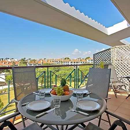 Lejlighed Sleeps 4 With Pool And Air Con Vilamoura